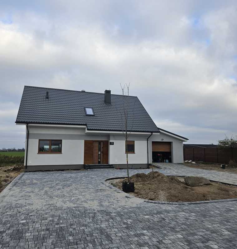 Siekierki Wielkie - Dom Piętrowy